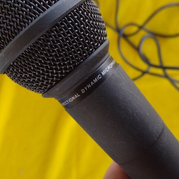 Dynamic Black Wired Microphone NWOT - Picture 2 of 4